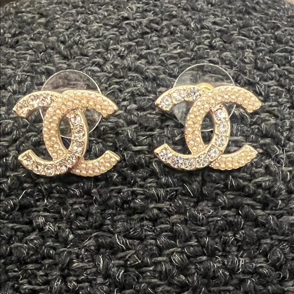 CHANEL Gold and Silver CC Earrings - Picture 3 of 11